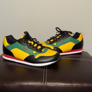 Fila Men's Yellow, Green, and Black Sneakers 10.5